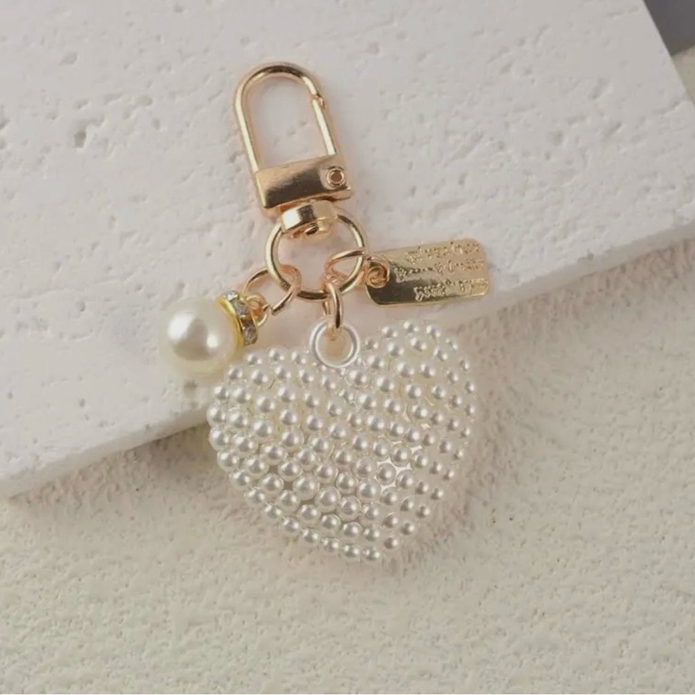 White and Gold Heart Key Holder with Pearl Accents